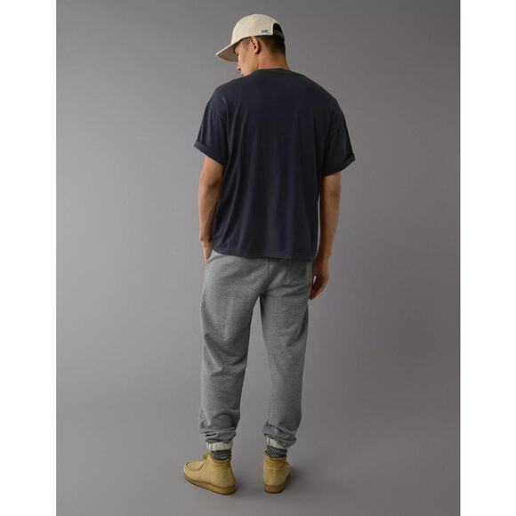 AMERICAN EAGLE Men's AE Boxy NFL Kansas City Chiefs Graphic T-Shirt Size L - Picture 4 of 16